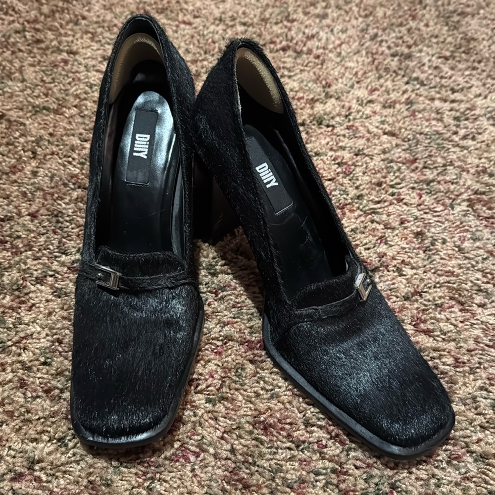 Dilly black heels